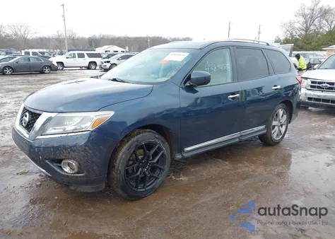 2014 Nissan Pathfinder Platinum z USA, uszkodzony, nr VIN 5N1AR2MM4EC614490